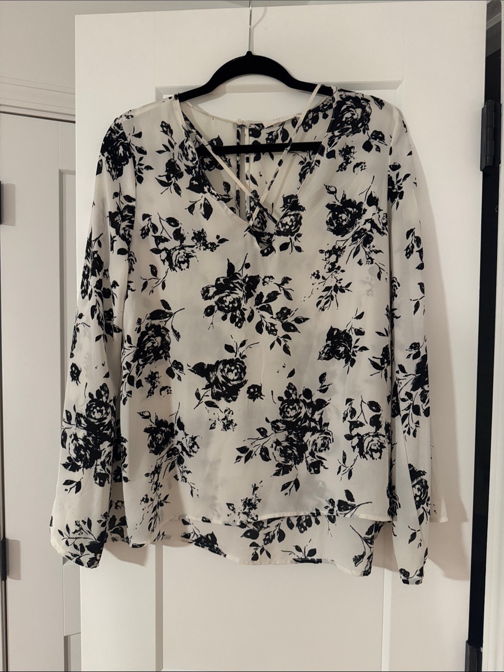 Lush Black & White Floral V-Neck Blouse